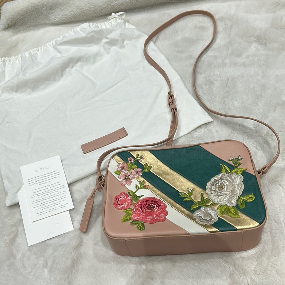 Auxiliary Shoulder Bag